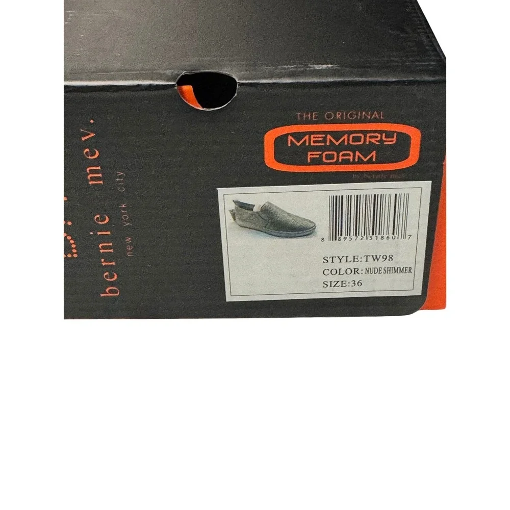 Bernie Mev New York Womens Metallic Pewter Perforated Slip On Sneakers‎ Size 36